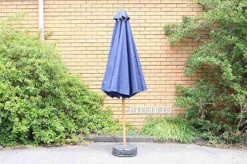 Picture of BALI SOLID TEAK FRAME UMBRELLA  79" *DARK BLUE