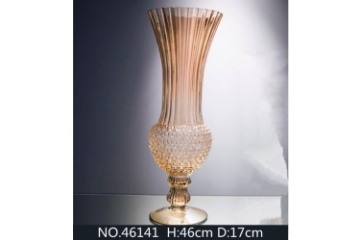 Picture of Medium Gold Fluted Vase - #46141