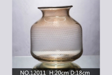 Picture of Medium Gold and Clear Table Vase --#12011