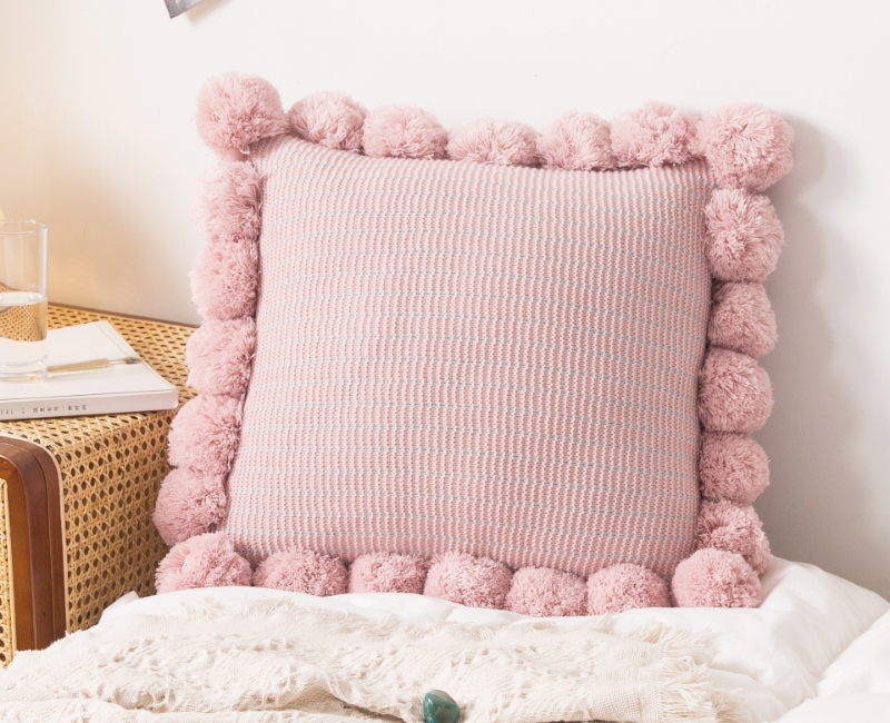 Picture of TASSEL HAND-KNITTED SQUARE CUSHION WITH INNER - LIGHT PINK