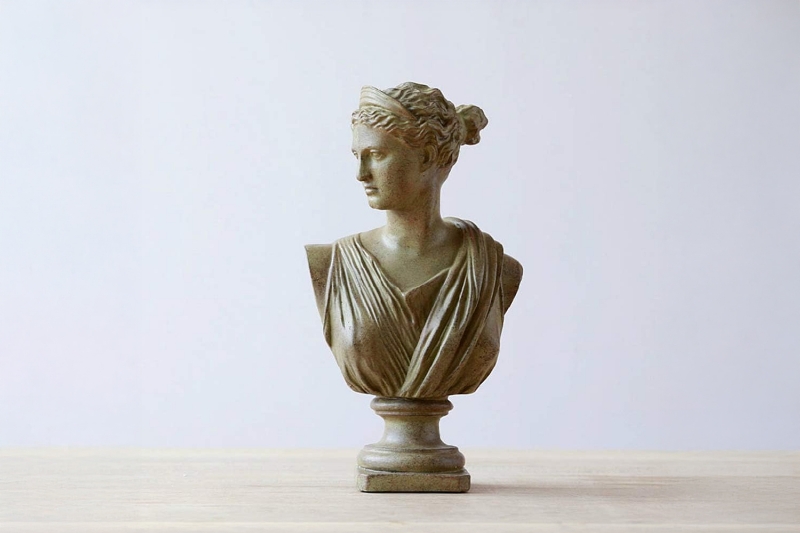Picture of 374-002 Classic Roman Bust Sculpture Ornaments Character Figure Resin Sculpture (7"x12.5")