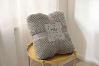 Picture of Soft Pineapple Grid Blanket (78.5"x59") - Grey
