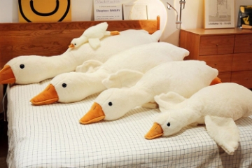 Picture of STUFFED GOOSE H36"/H51"/H63" Plush Cushion