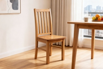 Picture of [FLOOR MODEL CLEARANCE]  BAYARD Dining Chair 